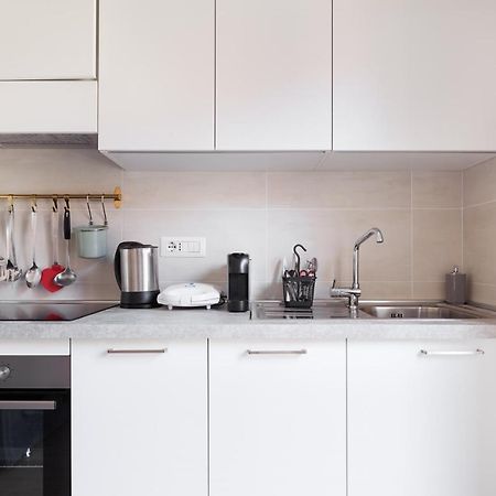 Elegant Flat In Milan, Wi-Fi E Netflix! Lägenhet Exteriör bild